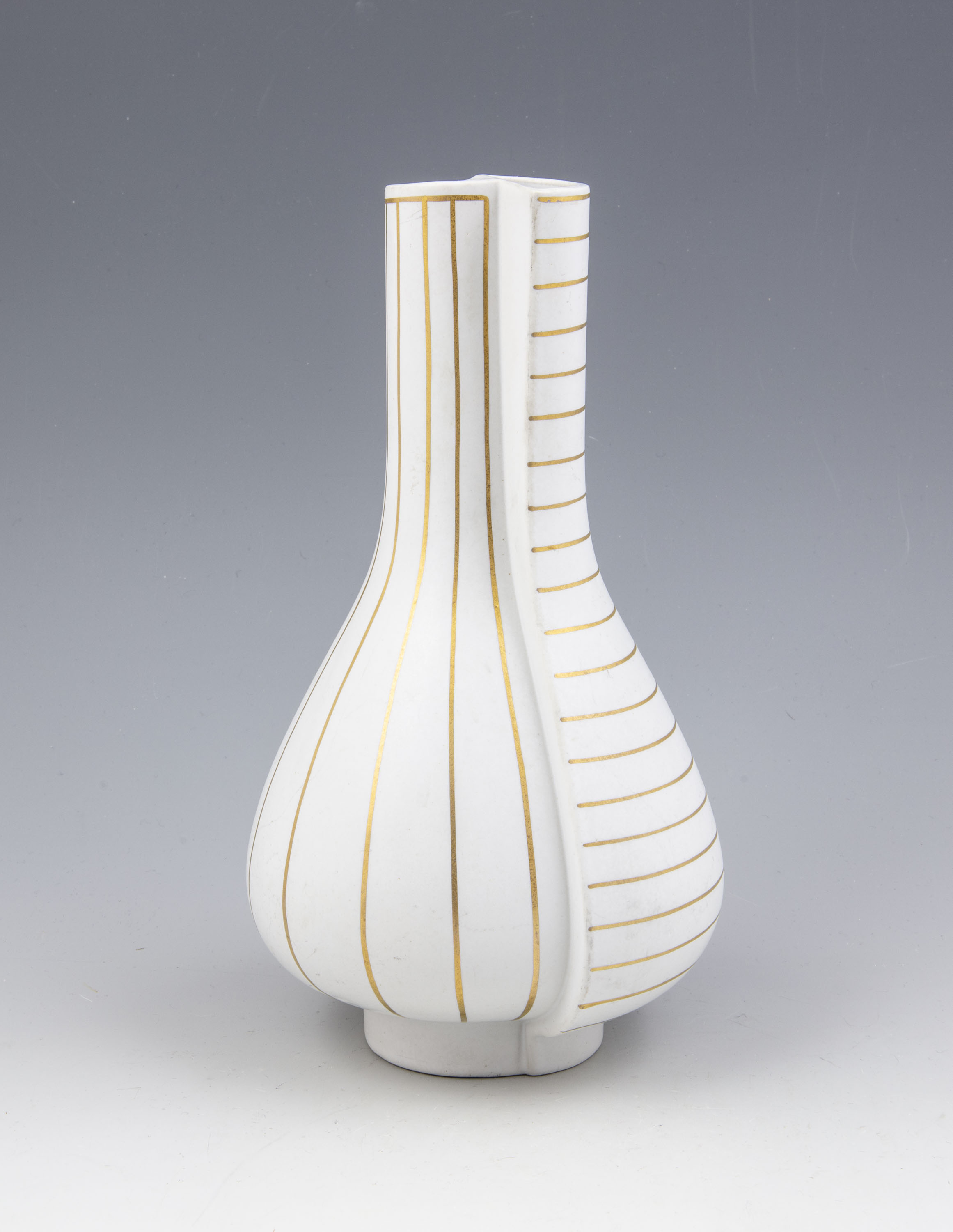 Guldsurrea - Vase - Studio Hand - 2