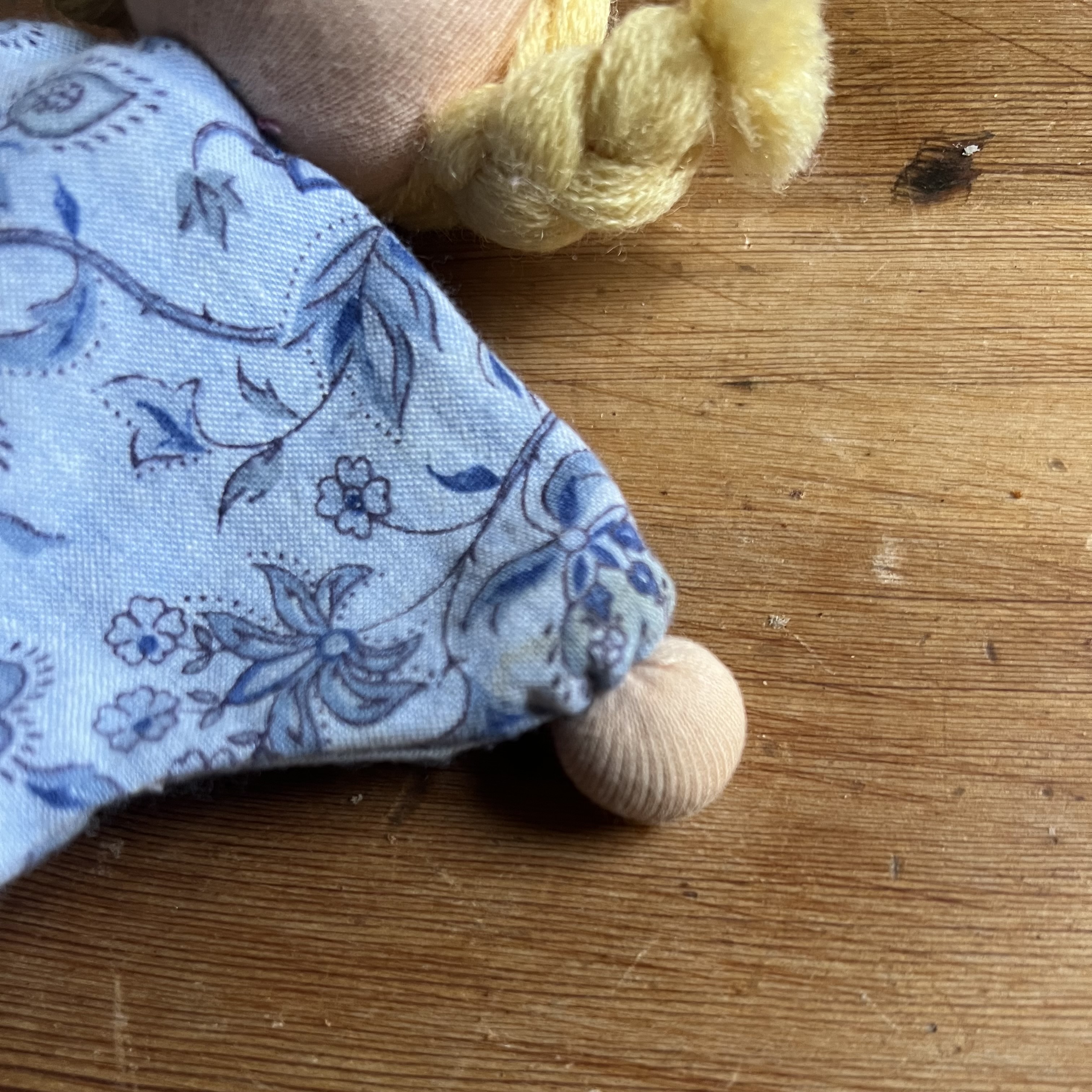 Gör din egen waldorfdocka - strut till strutdockan. Beskrivning hittar du här!  - 9