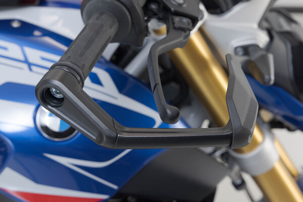 Lever guards with wind protection. BMW R 1300 RS  - 4