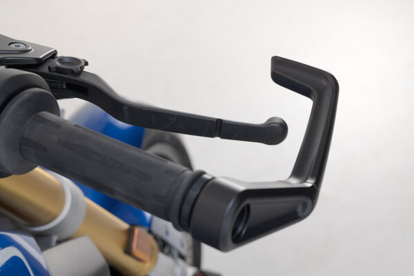 Lever guards. BMW R 1300 RS  - 5