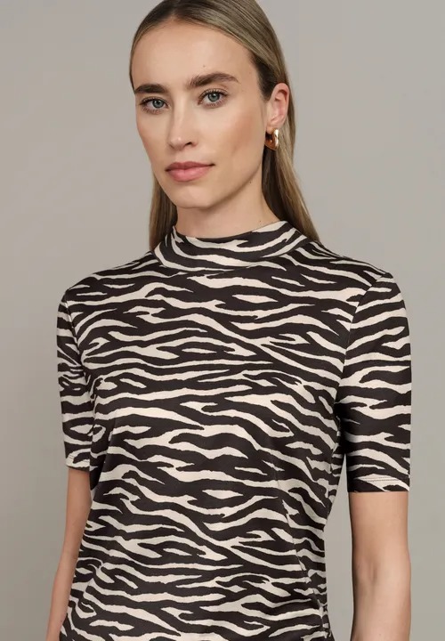 LTD QR Printed Turtleneck - Street One