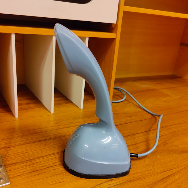 Ericofon gråblå telefon från LM Ericsson 