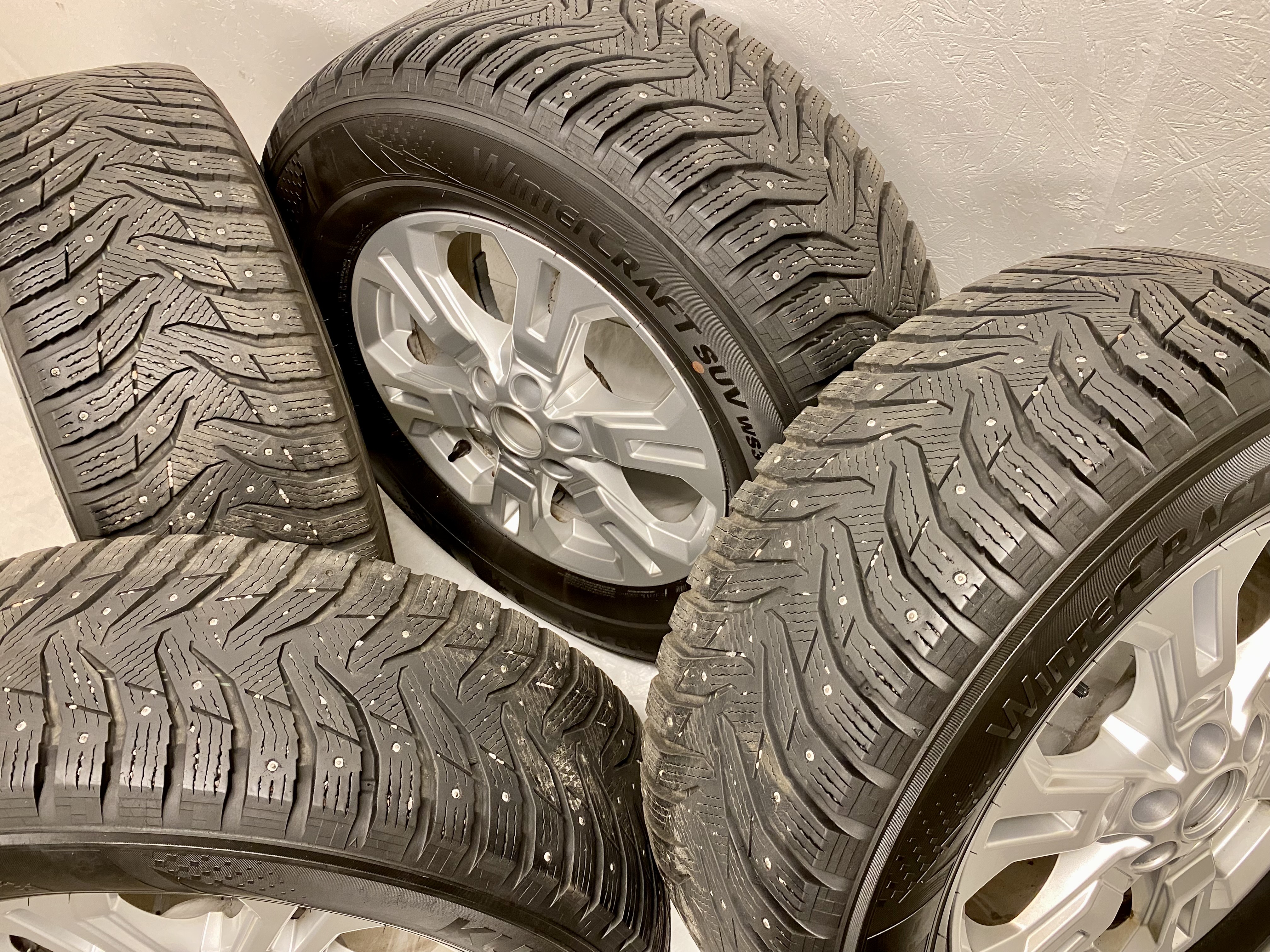 Kompletta Vinterhjul DUBB | NISSAN NAVARA 6x114.3 7x17 ET45 66.1 + 255/65 R17 114T Kumho Winter Craft SUV Ice WS31 | V10-2020 | 6.5|6.5|7|7 mm - 3