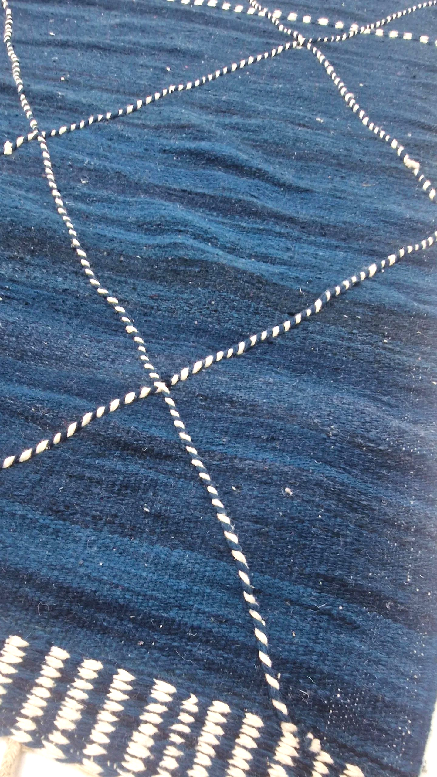 Kilim marocain, tapis berbère bleu et blanc 300x400 cm - 4