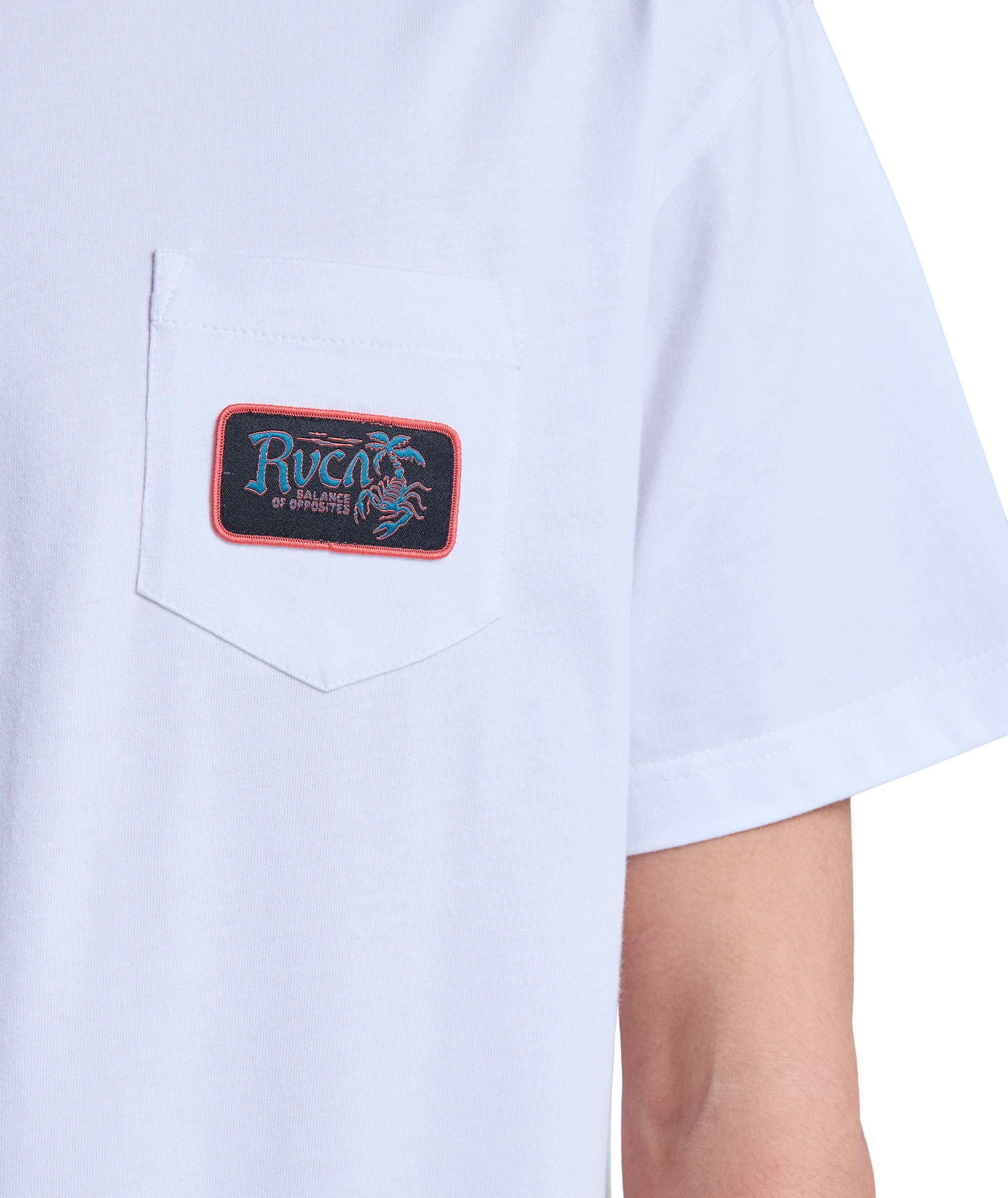 RVCA t-shirt Stingbay pocket white - 8