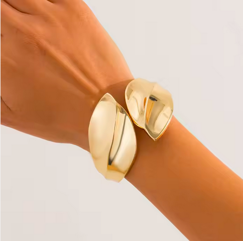 Big cuff gold plated 