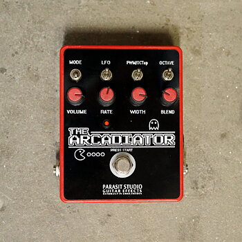 Parasit Studio Arcadiator, beg