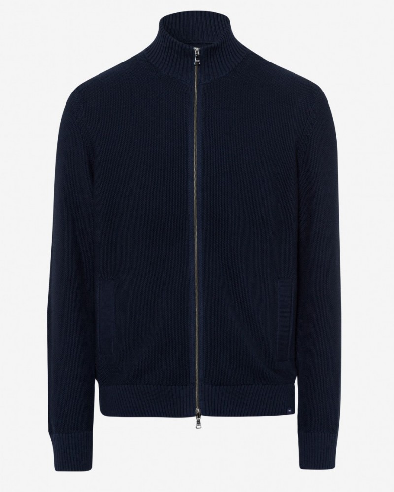 Cardigan storlek M. navy med dragkedja. från Brax