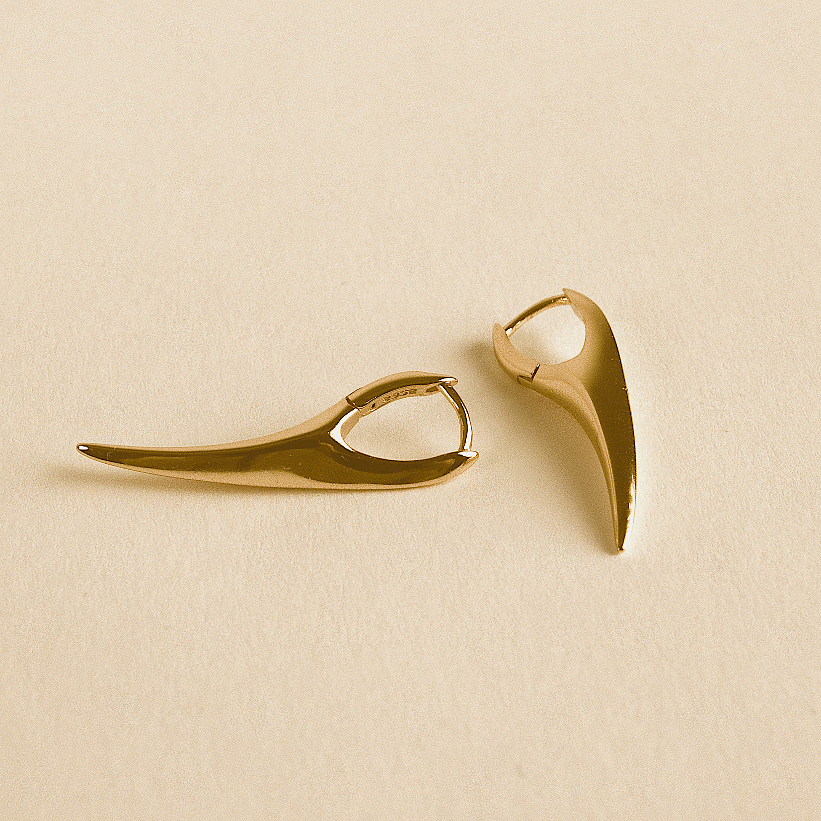 Curved Spike Earrings Gold