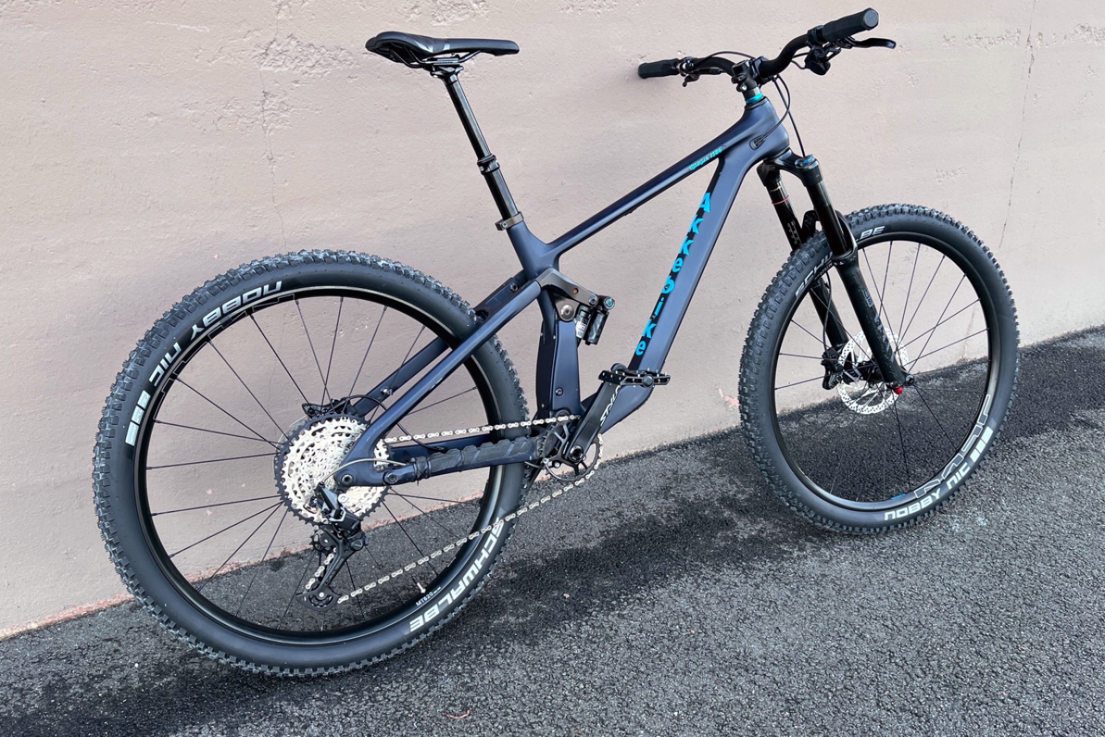 Akkebike - Tjidtják 1586 - Såld - 2