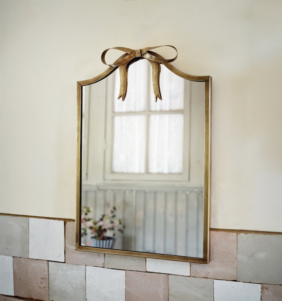 Mirror - Wall mirror - Rosette - Antique brass - 44x30.5 cm