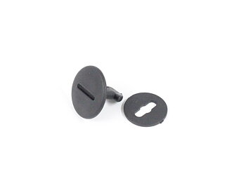 Clip, cover panel 7/900 (above radiator grille)