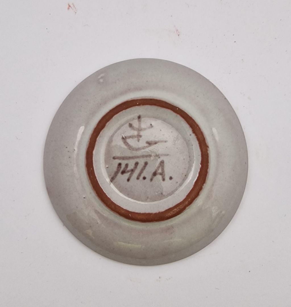 Small dish hand painted - 2