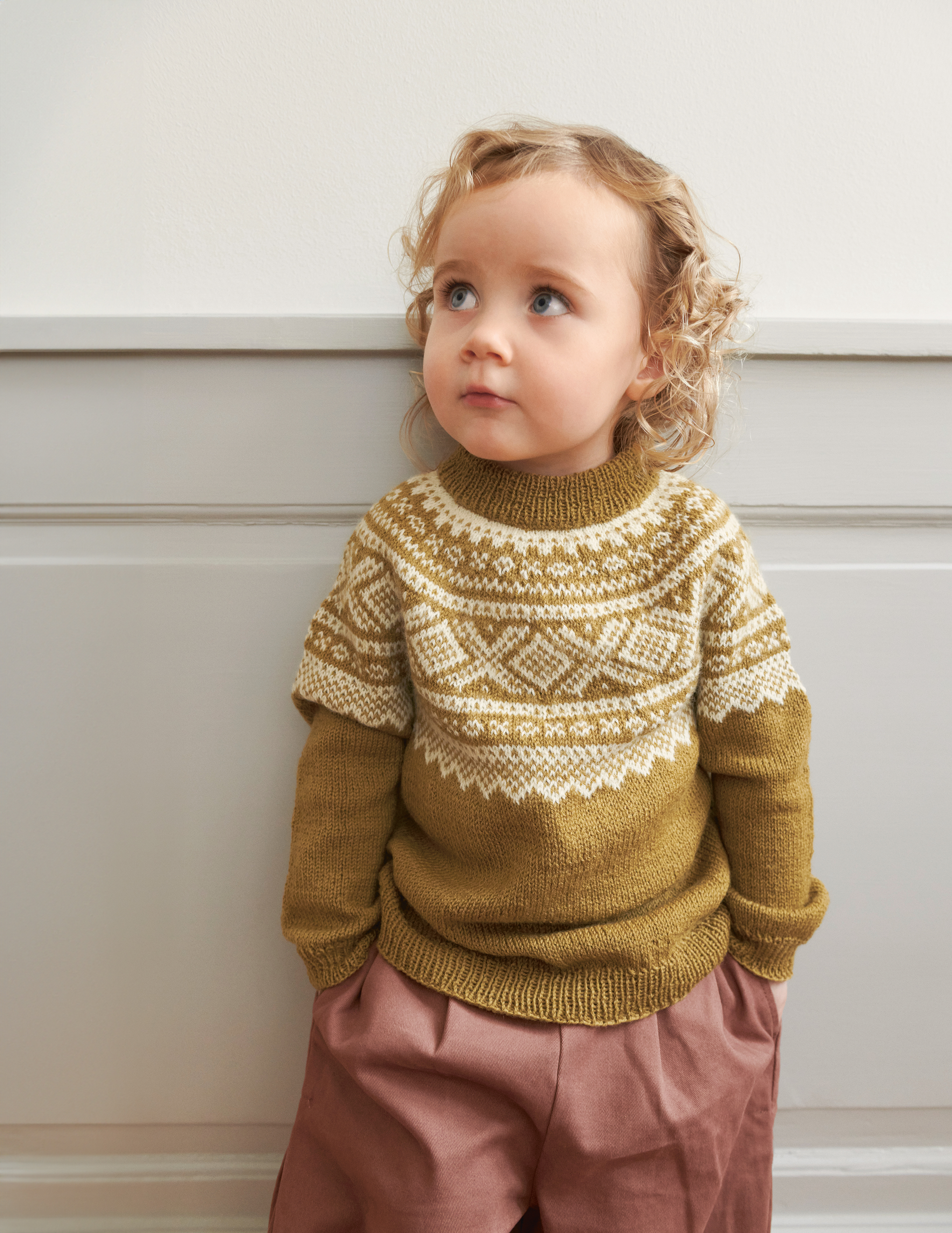 Sandnes Marius genser baby 2512_02 (28 m flerfärgsstick st 3) - 3