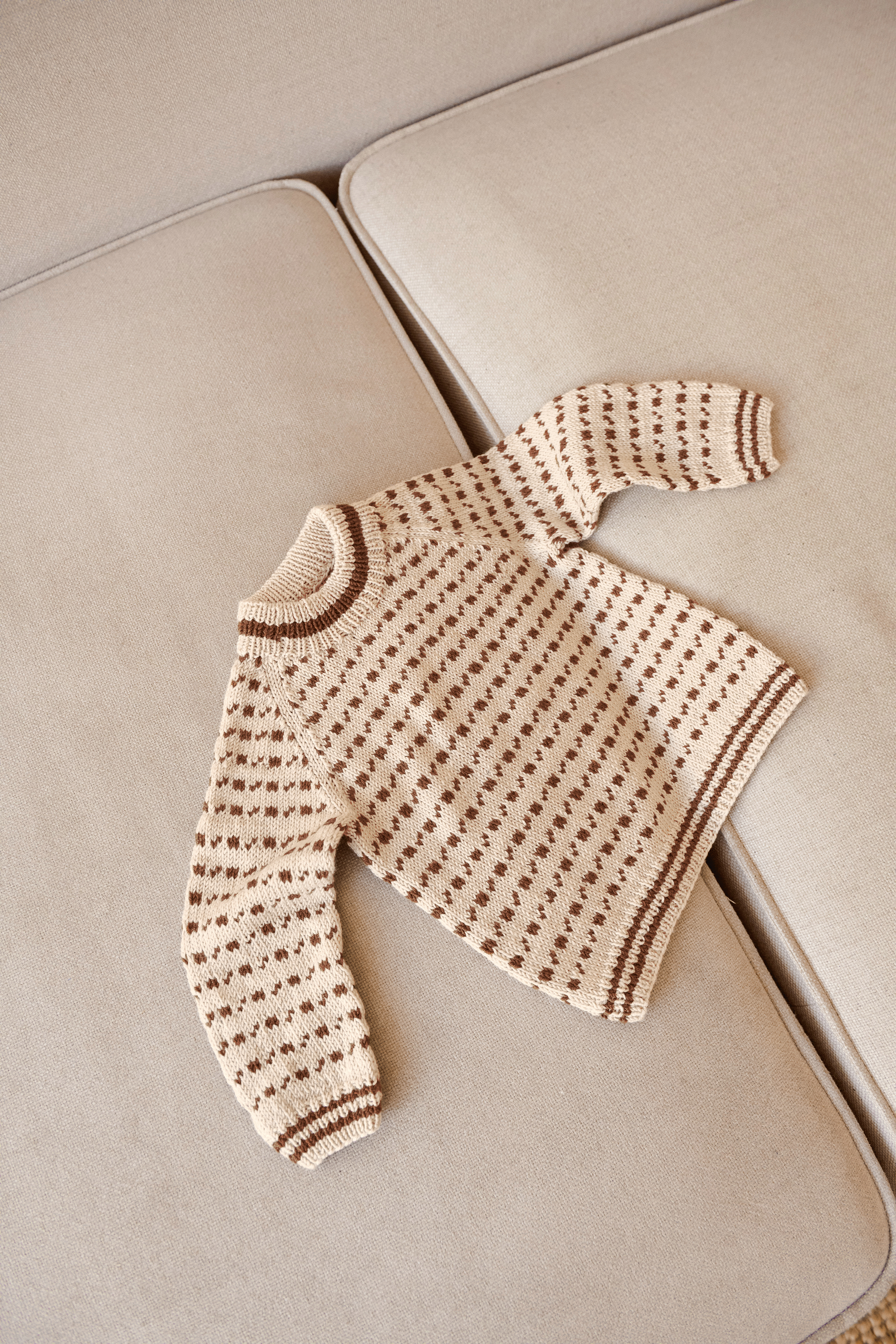 Sandnes Islender genser baby 2512_03 (27 m flerfärgsstick st 3) - 3