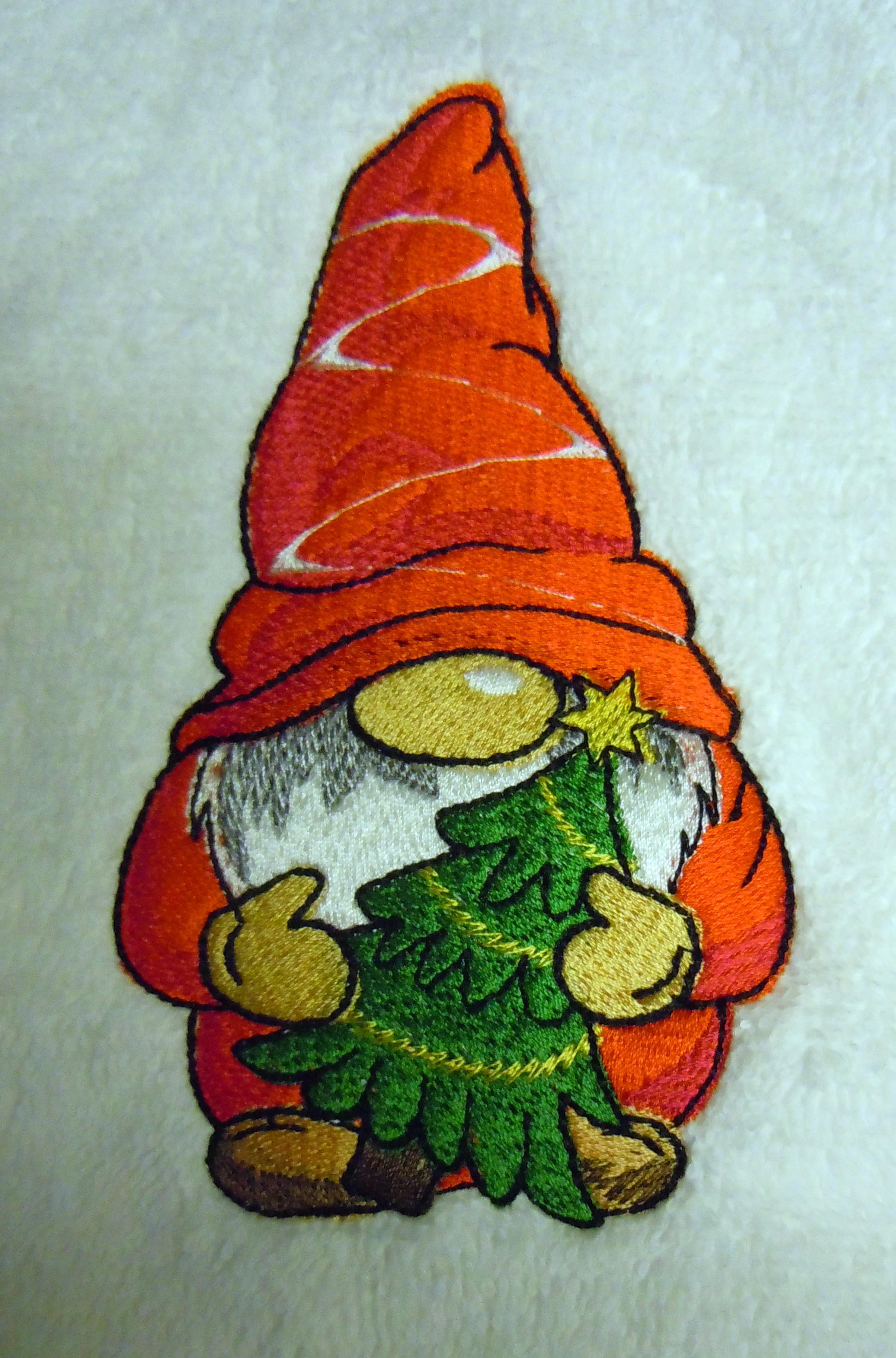 Broderad handduk Tomte med julgran