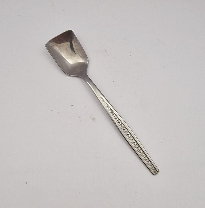 Pearl pattern stilton spoon