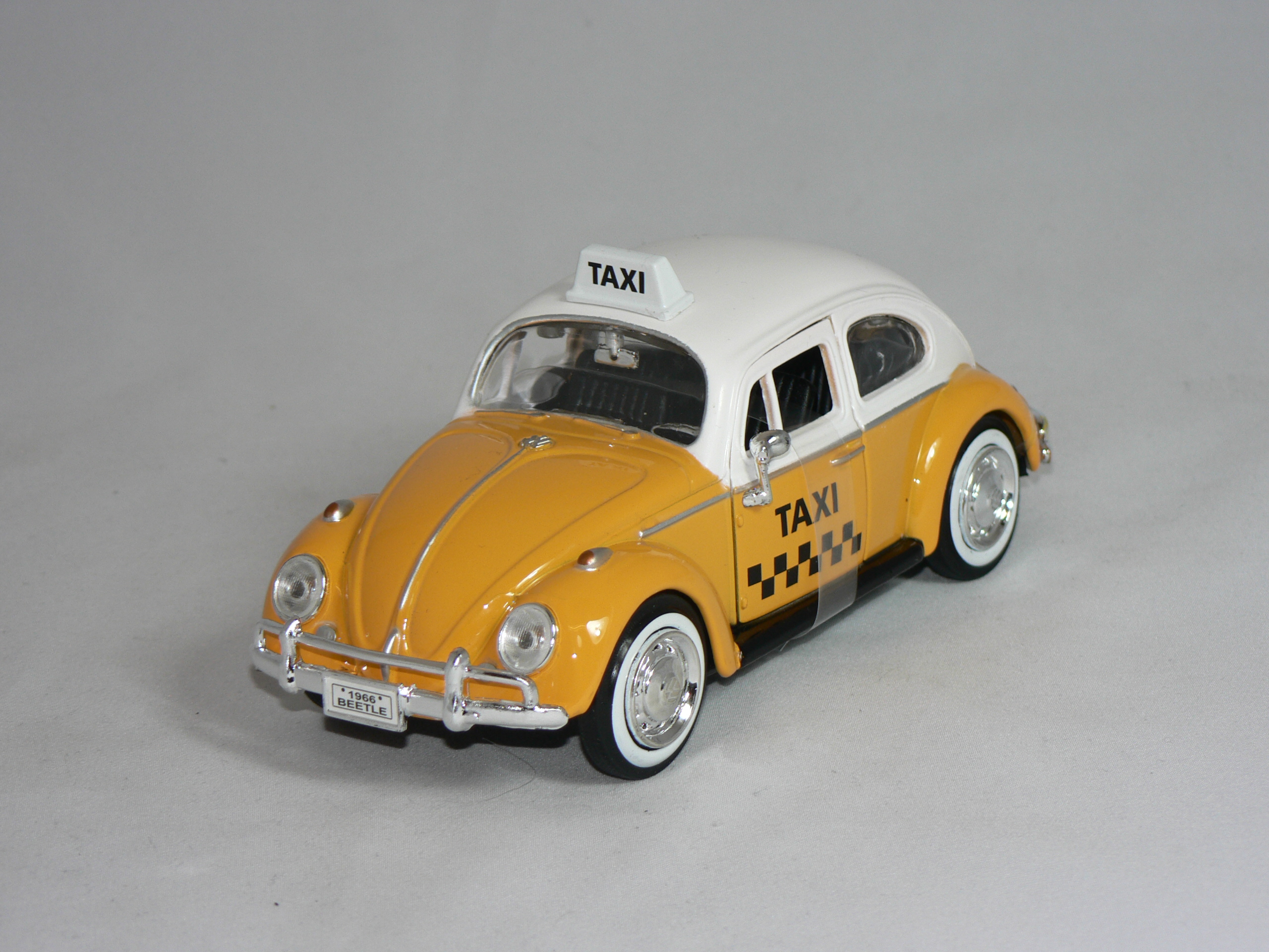 VW  Taxi 1:24  Motor Max