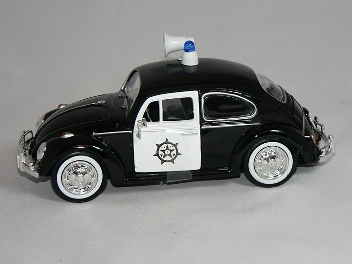 VW  Polis  1:24 Motor Max