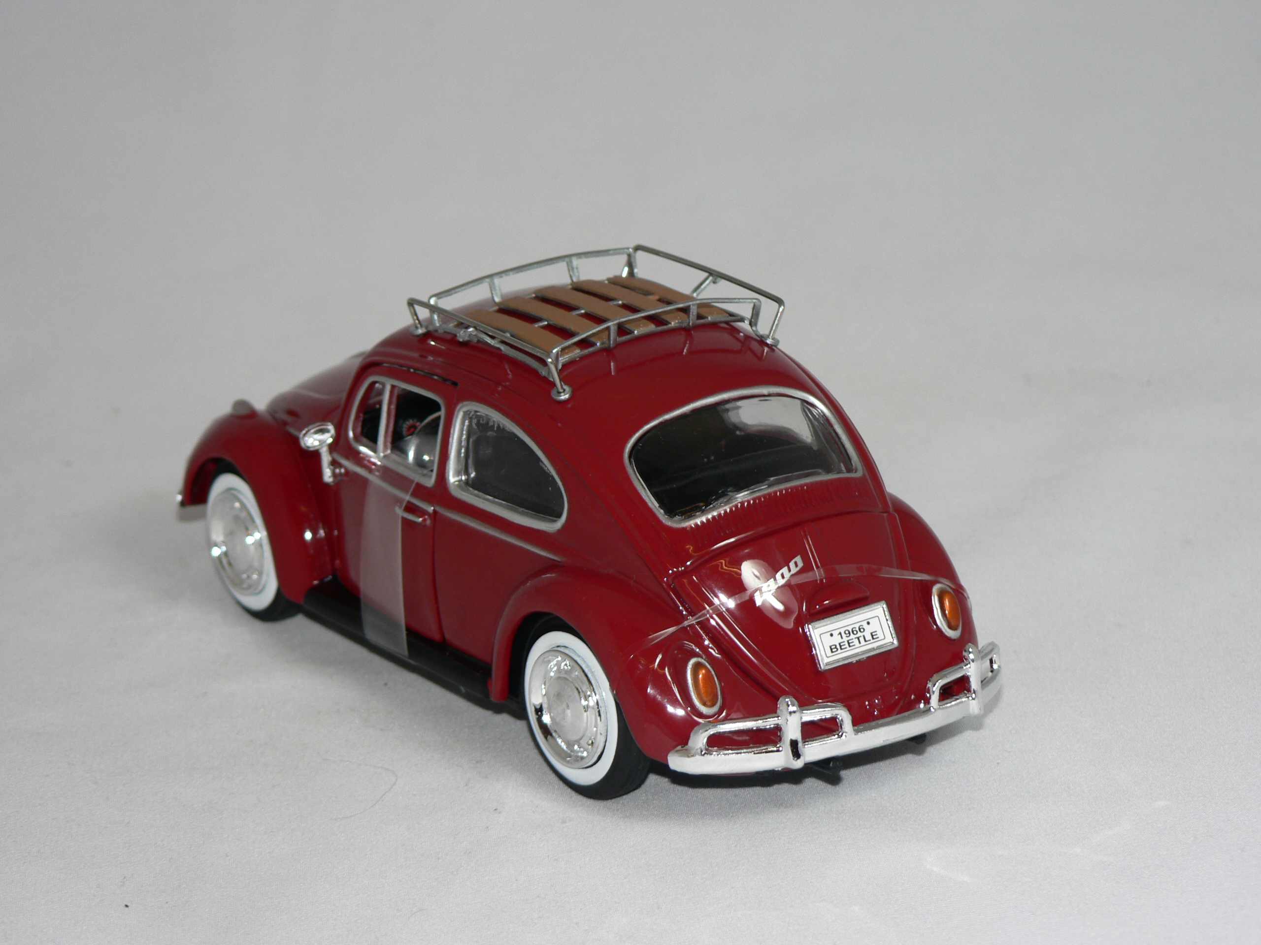 VW  Skala 1:24  Motor Max - 2