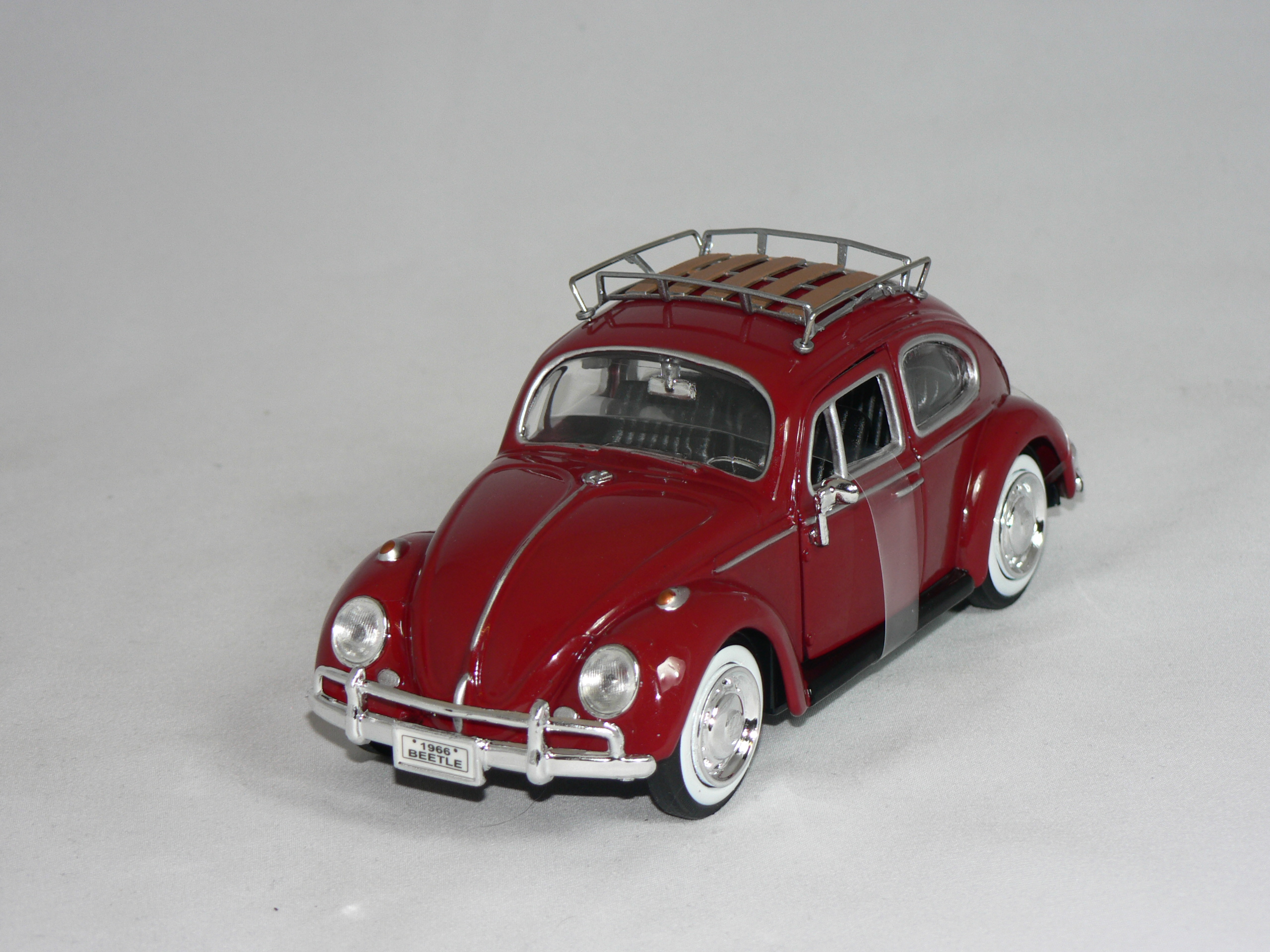 VW  Skala 1:24  Motor Max