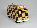 VW  Buss Trafik vakt  1:24  Motor Max