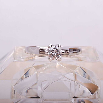 Hvidguldsring med diamant 0,30ct, Vintage