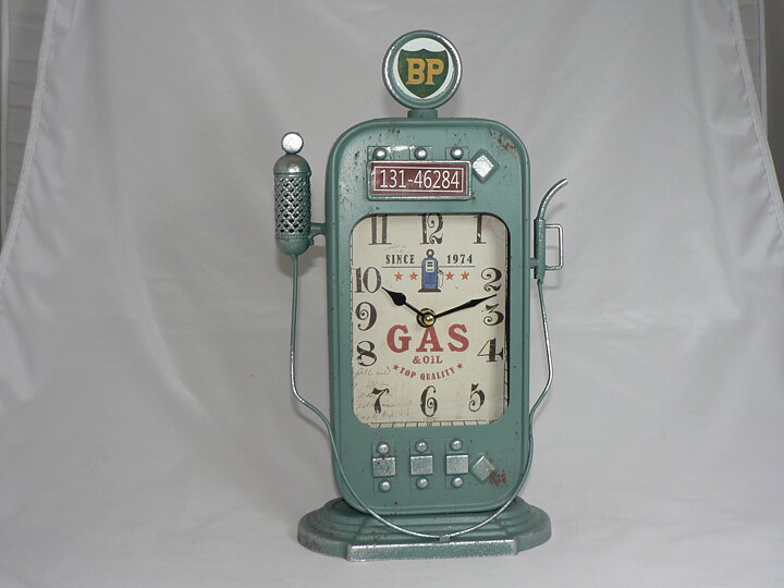 Dekorations Pump med Klocka  BP  20x10x35cm