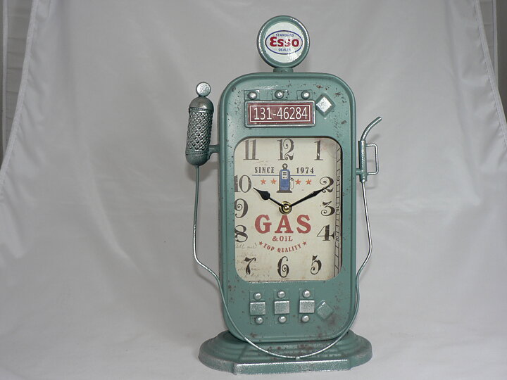 Dekorations Pump med Klocka  ESSO 20x10x35cm