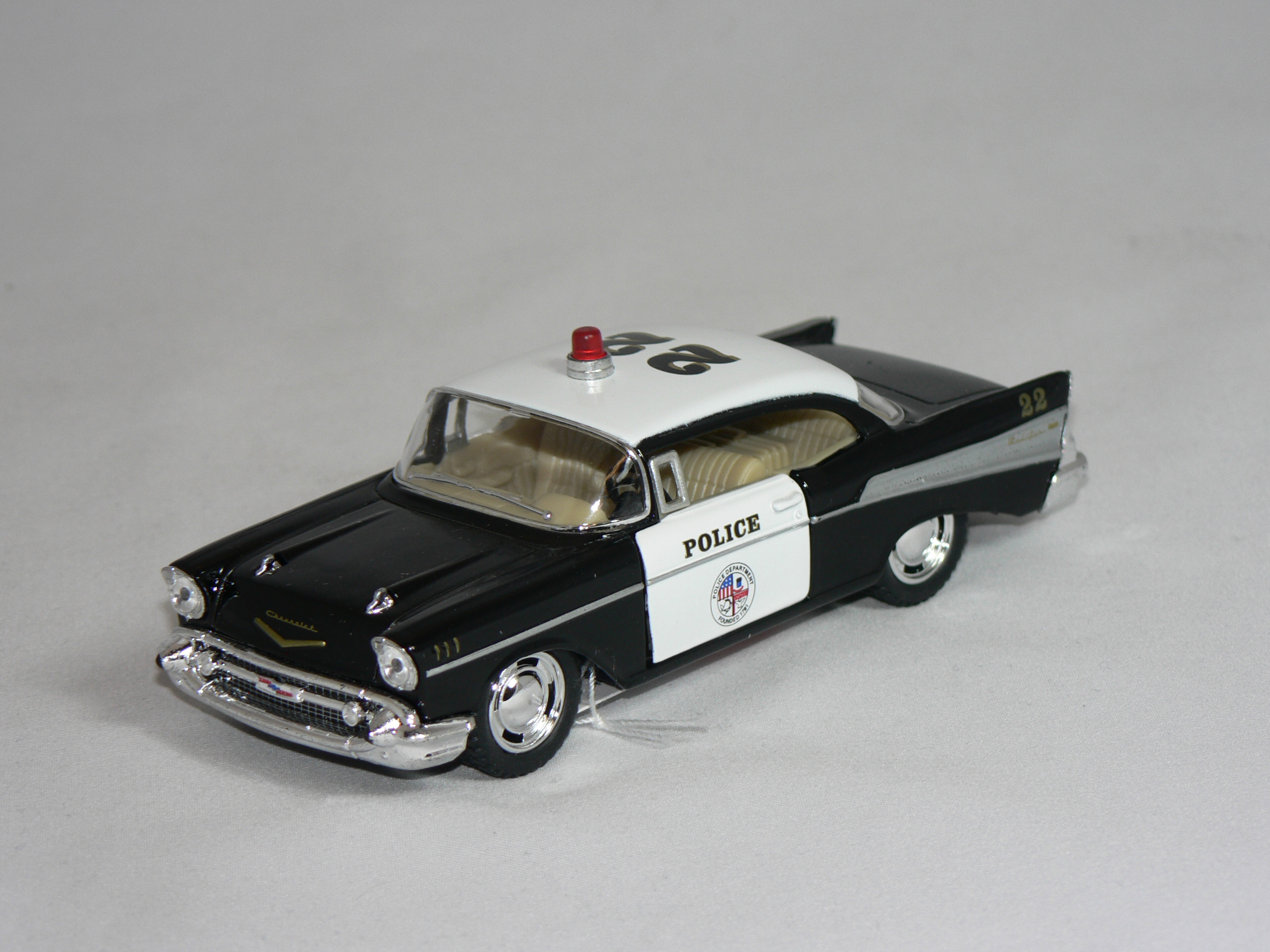 Chevrolet Bel Air Police 1957   1:40  Kinasmart