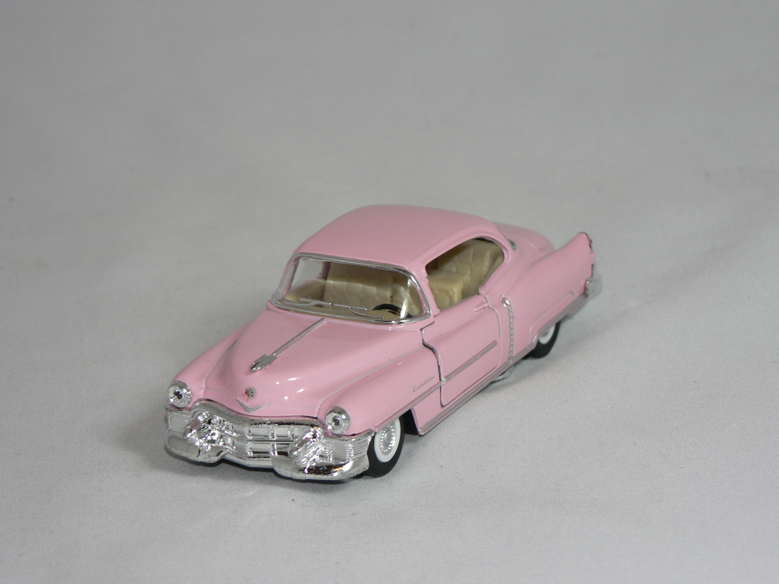 Cadillac Serie 62  1953  1:43  Kinsmart
