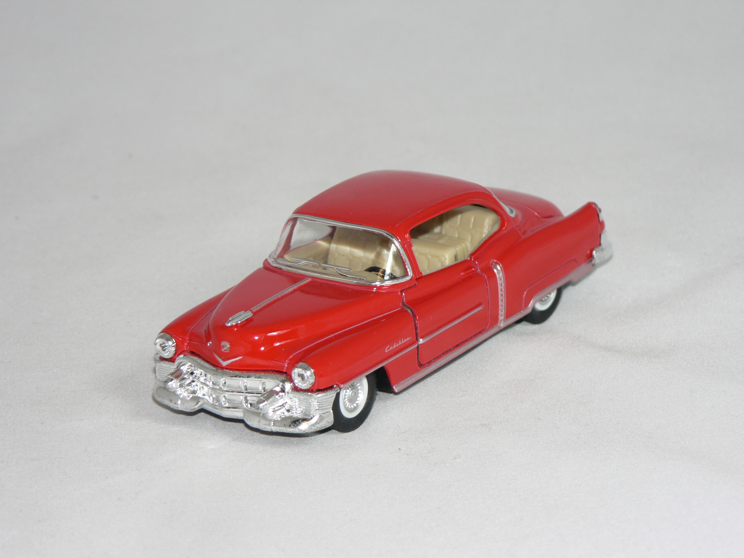 Cadillac Serie 62  1953  1:43  Kinsmart