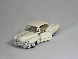 Cadillac Serie 62  1953  1:43  Kinsmart
