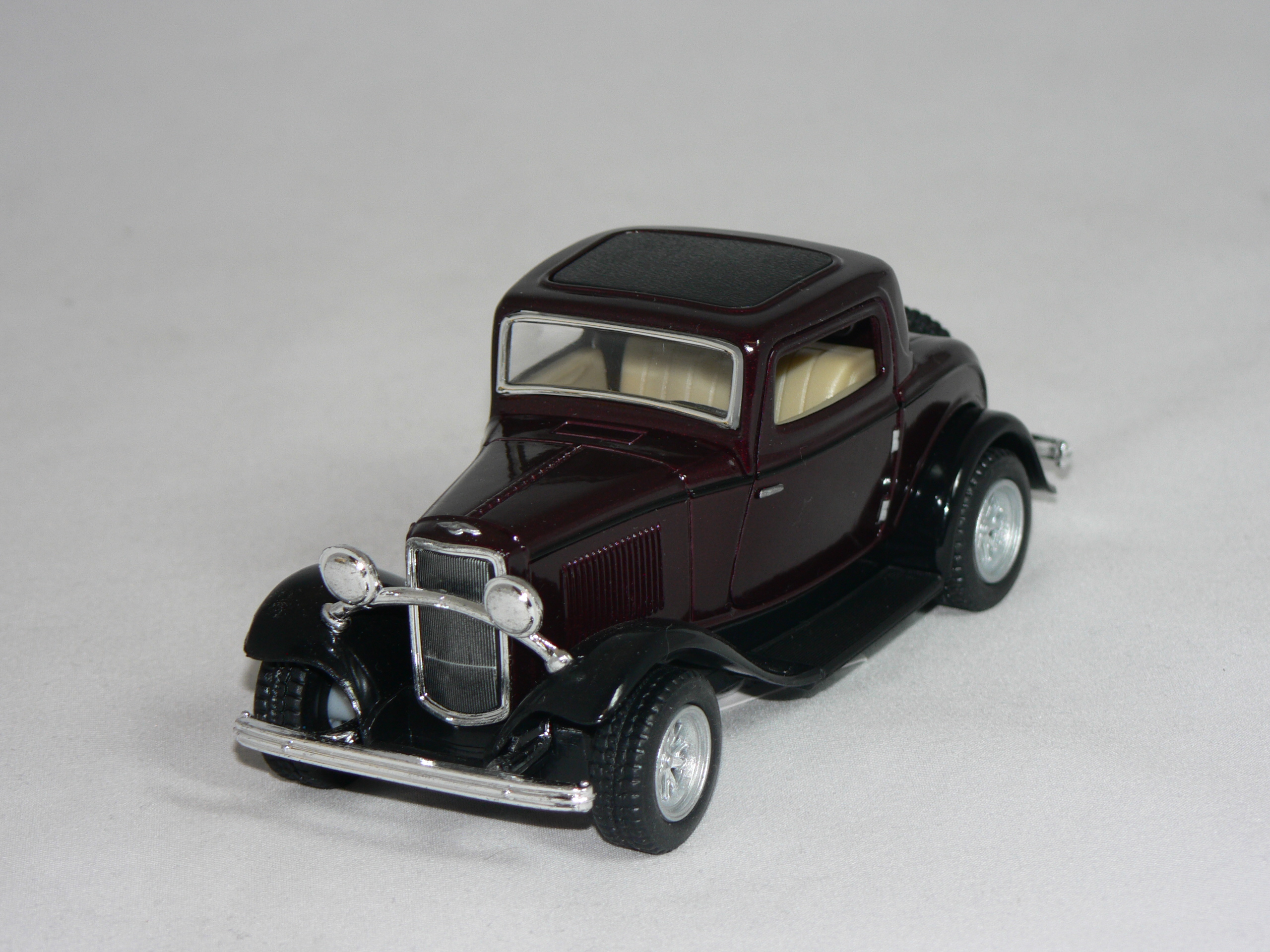 Ford Coupe 1932   1:36 Kinsmart