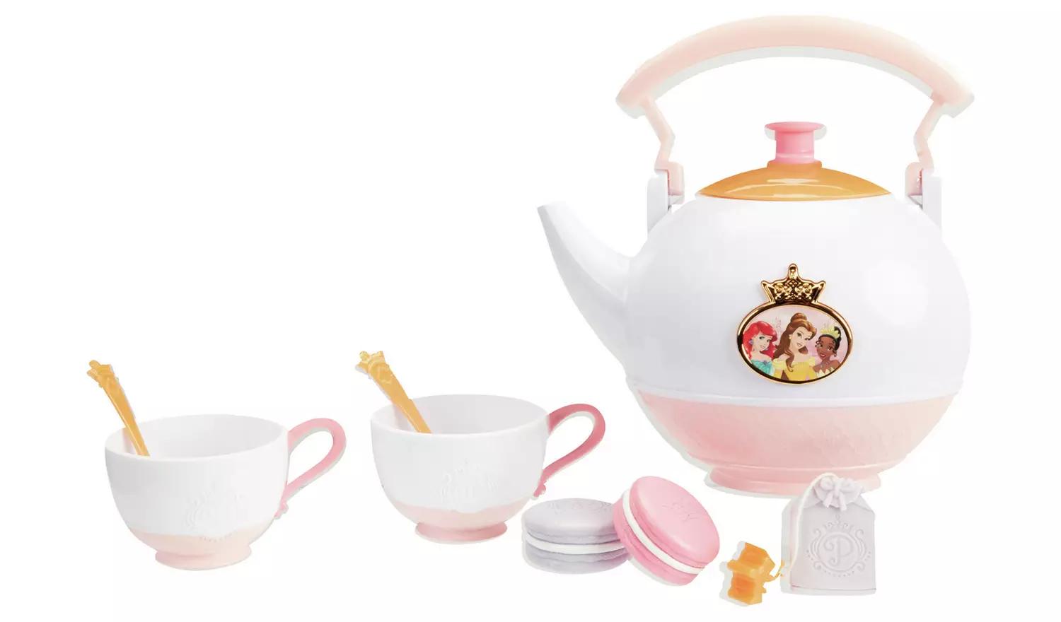 Disney-prinsessatyylinen teesetti