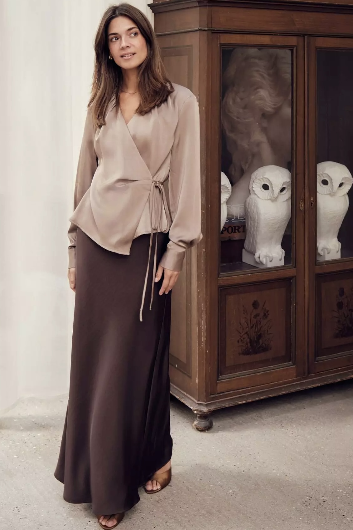 Neo Noir  - Caprina Heavy Sateen Blouse  Dark Taupe - 5