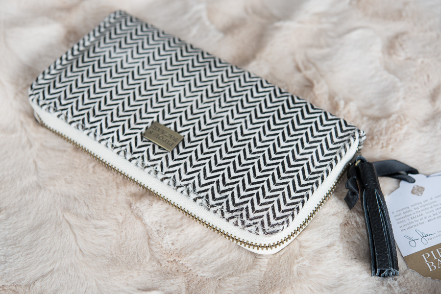 Pipol / Pipol´s Bazaar -  Widy Furry Wallet Arrow Black White - 3