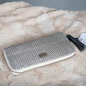 Pipol / Pipol´s Bazaar -  Widy Furry Wallet Arrow Black White