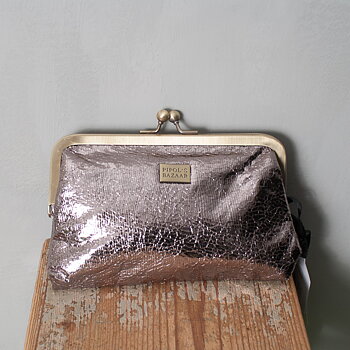 Pipol / Pipol´s Bazaar -  Gully Clutch Bronze 