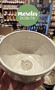 Meretes Kopp i stengods med livets spiral - vit - handgjord
