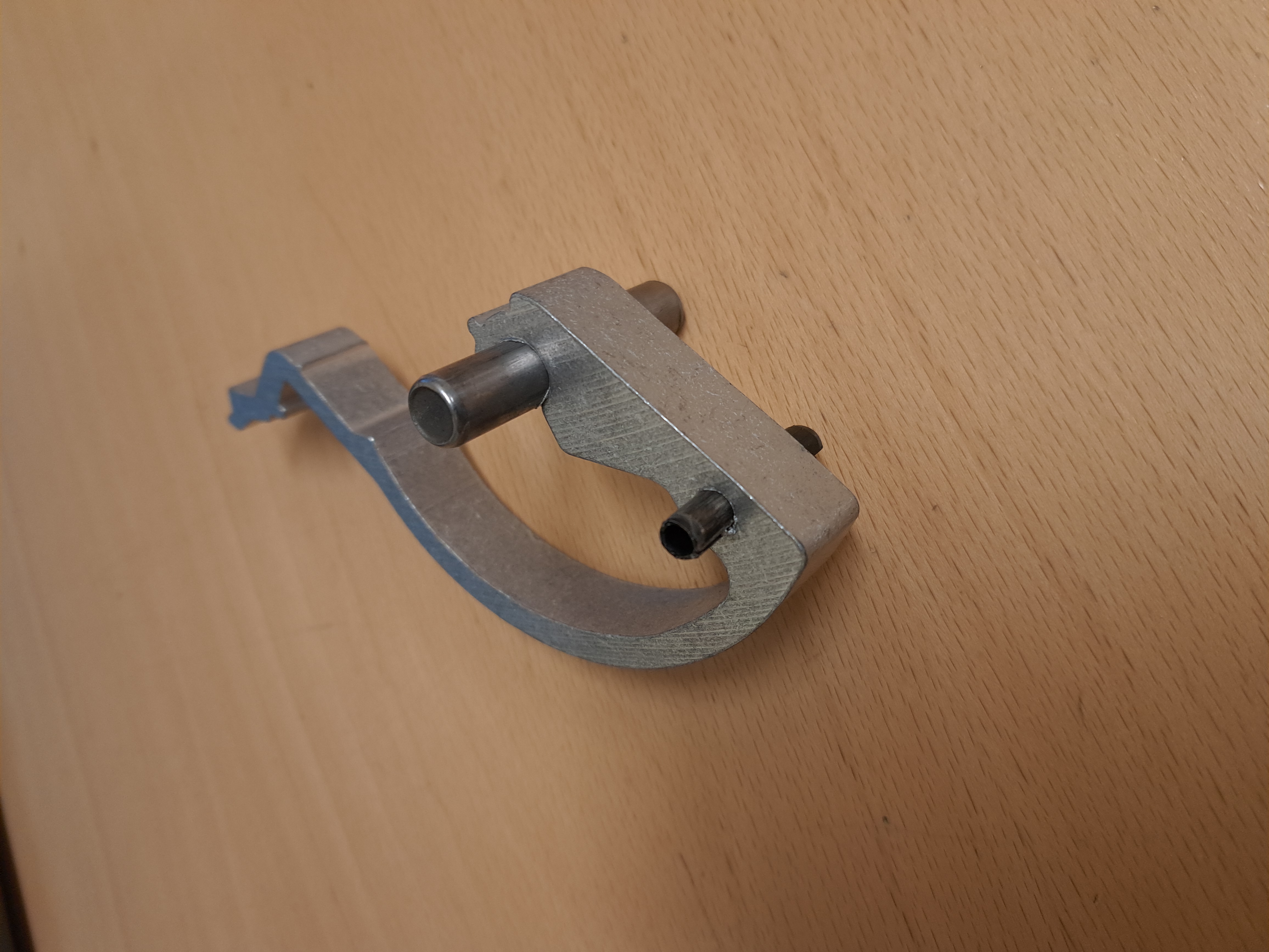 Throttle arm