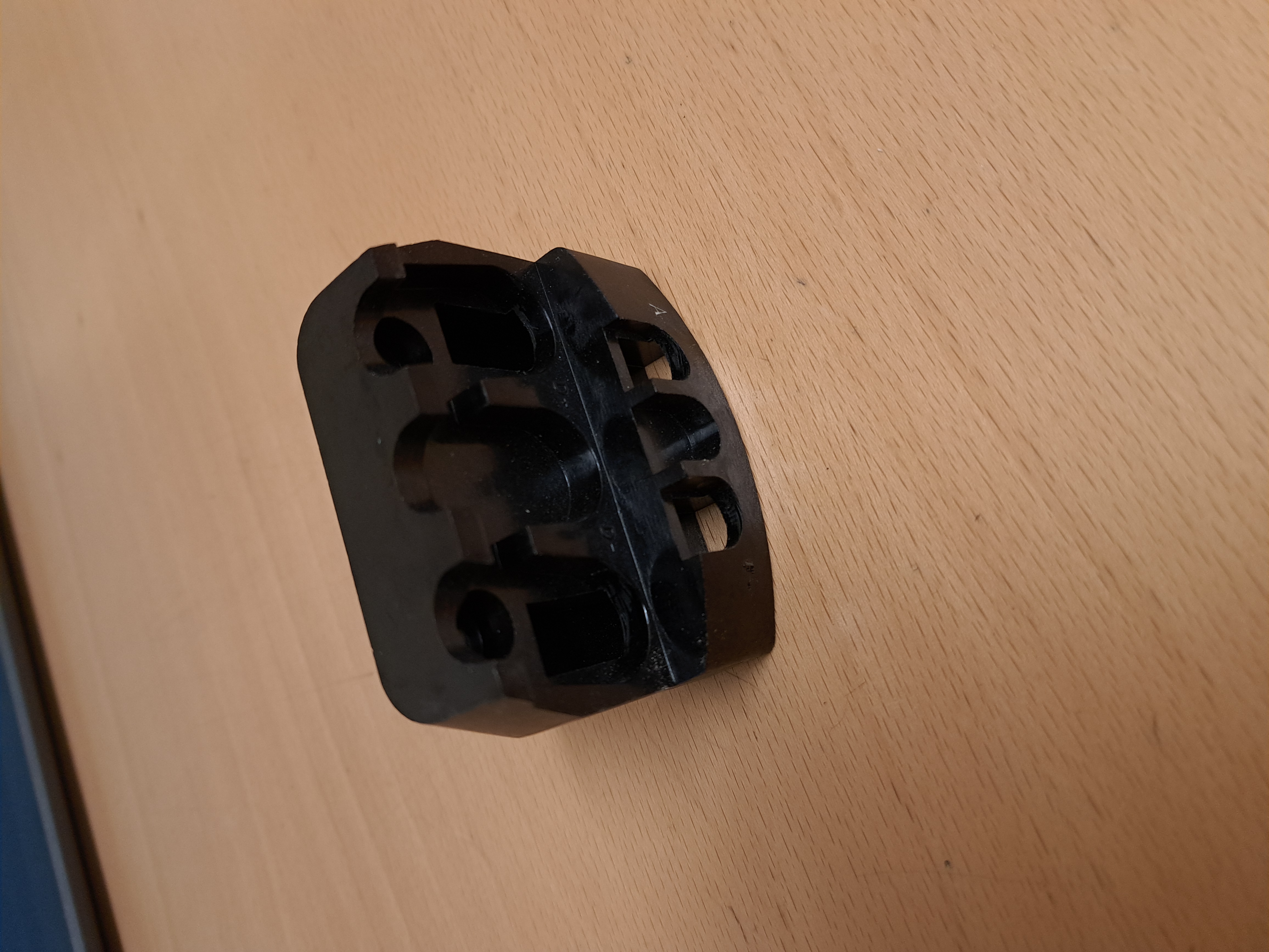 Cable connection