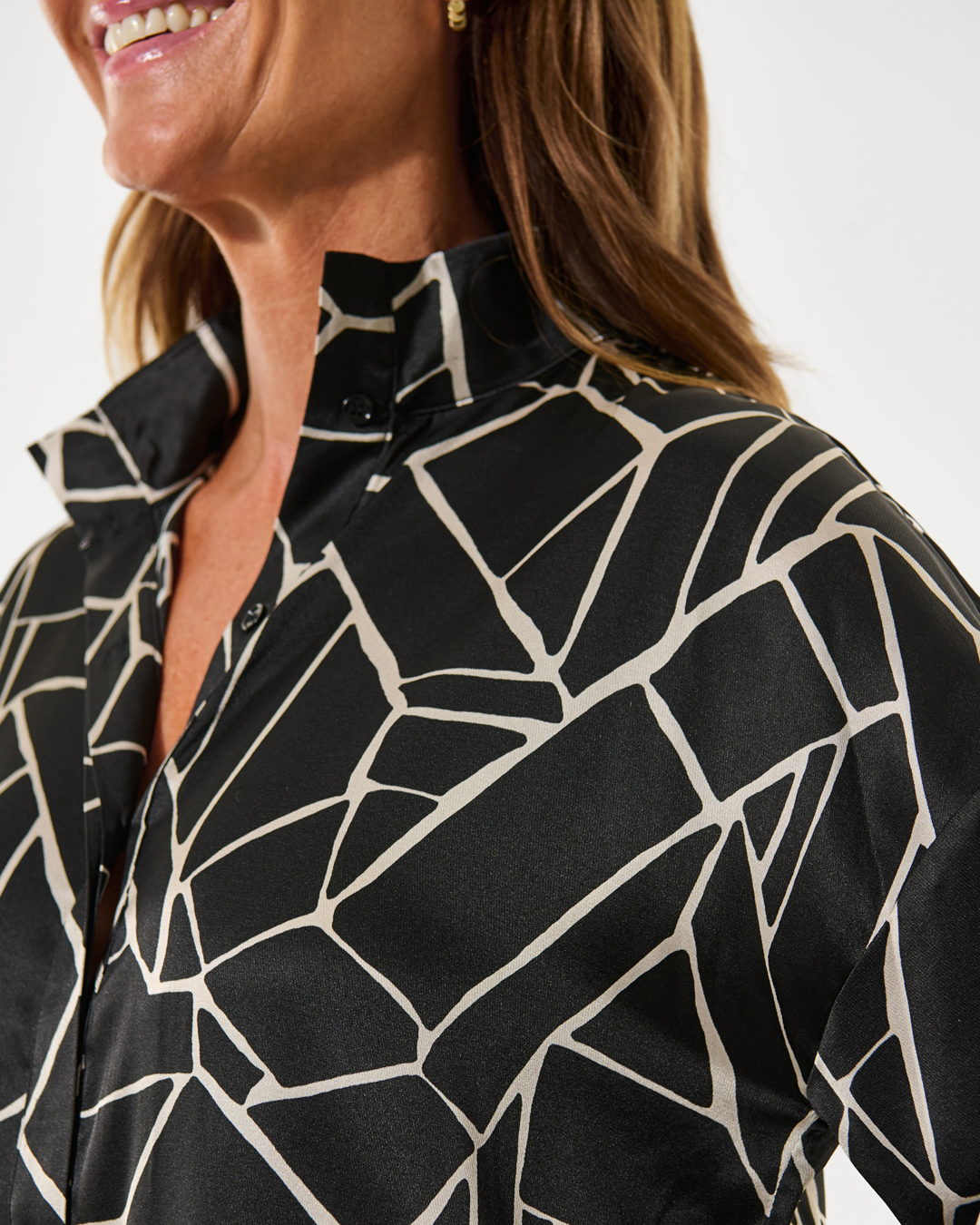 Sidenblus Elka mönstrad svart/offwhite - 5