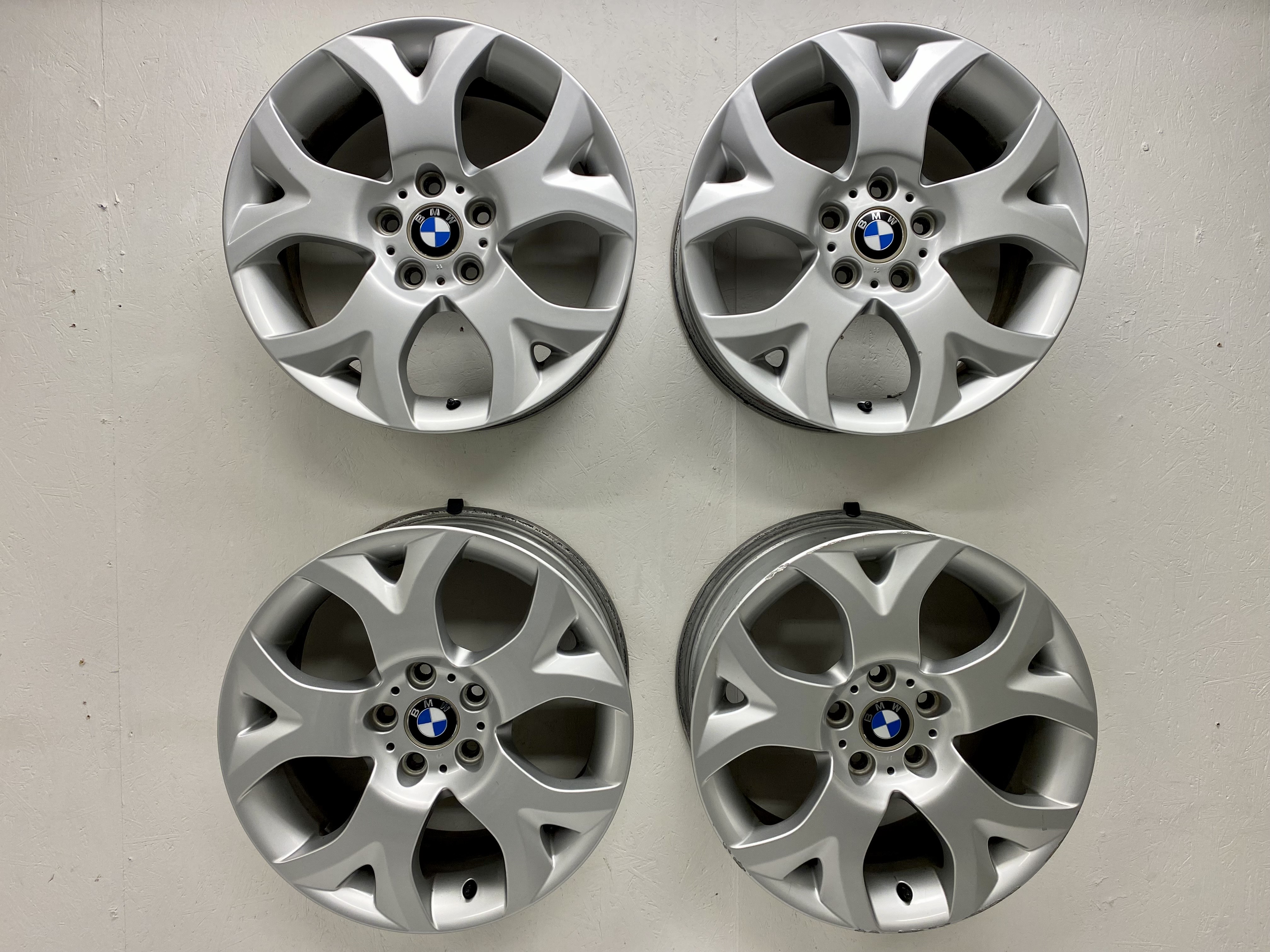 BEGAGNAT | 4 st | 18" BMW X3 E83 Y Spoke ALUFÄLGAR | 2 st 5x120 8x18 ET46 72.6 + 2 st 5x120 9x18 ET51 72.6