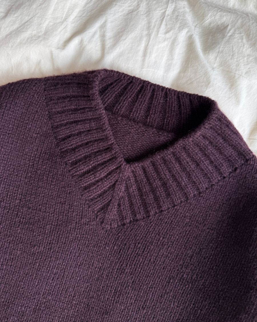 PetiteKnit Hannah Sweater V-neck (18 m st 4) - 6