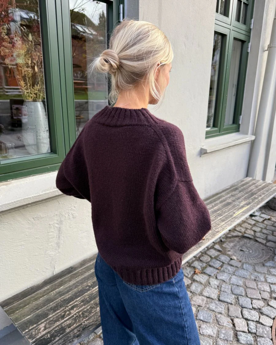 PetiteKnit Hannah Sweater V-neck (18 m st 4) - 2