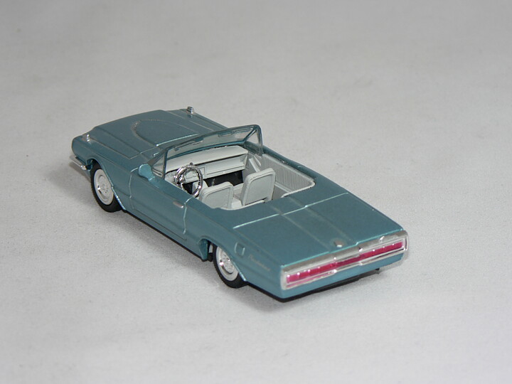 Ford Thunderbird  1966  1:43  New Ray