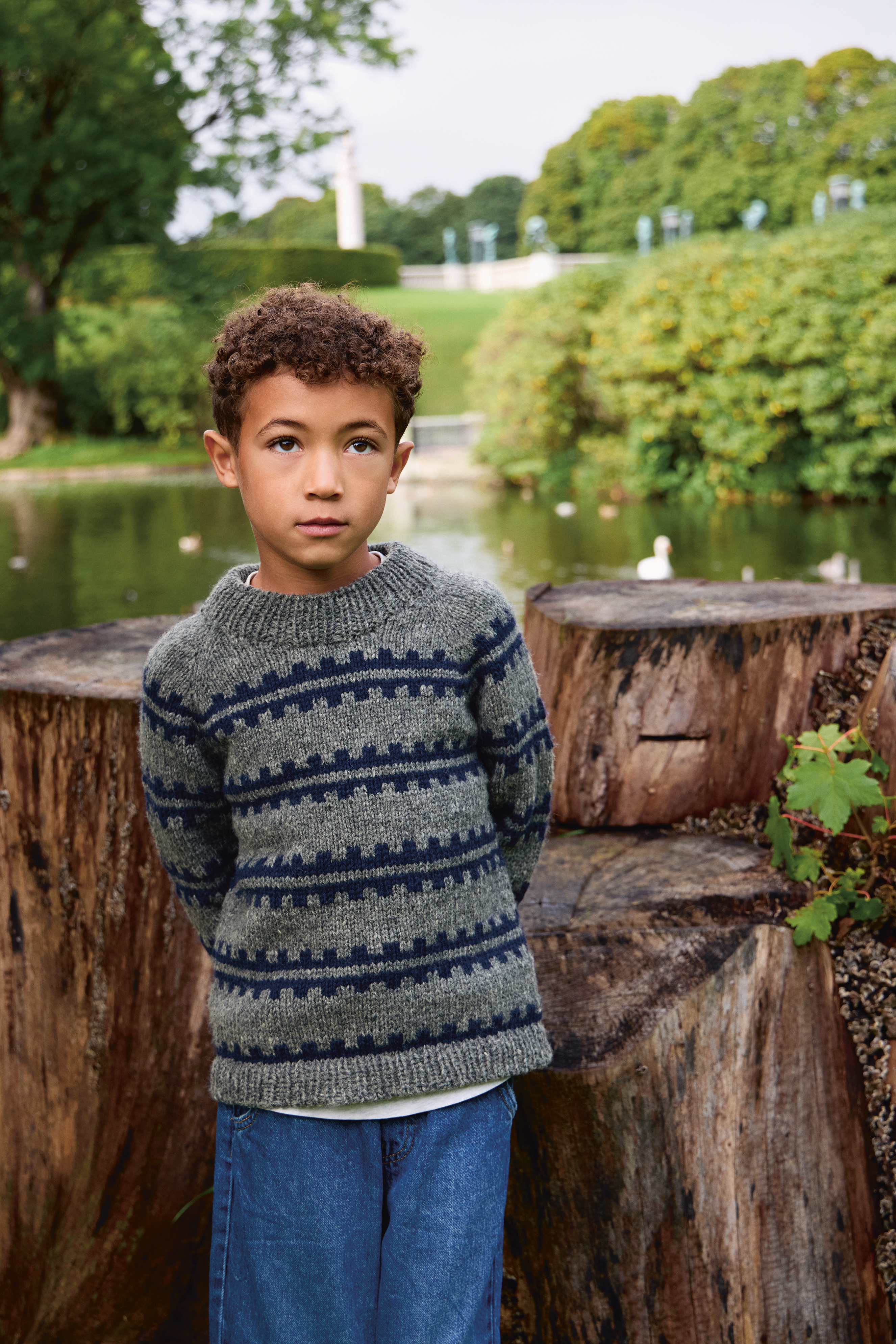 Sandnes Ridge Sweater Junior 2513_03 (17 m flerfärgsstick st 4,5) - 2