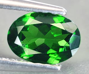 0.77 ct stuning oval cut natural loose chrome diopside gemstone