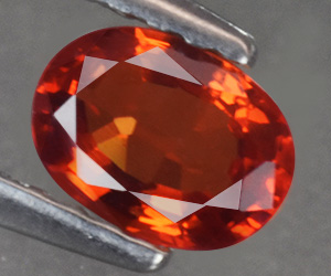 Gema de granate espesartina natural genuina de 0,54 ct, impresionante y de la más alta calidad. - 3